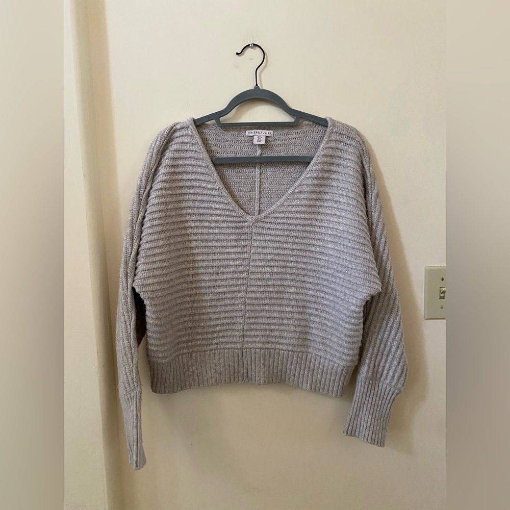 Sincerely Jules V Neck Ribbed Sweater Tan Size L